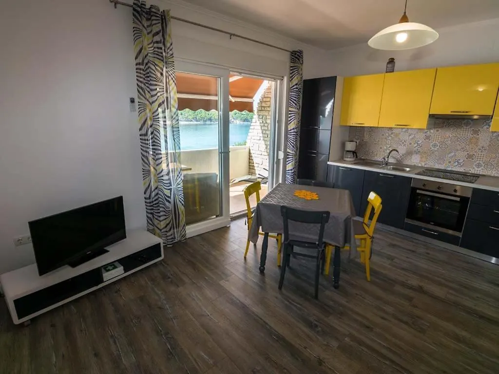 Oaza Planjke - Apartman Dora Rab Town